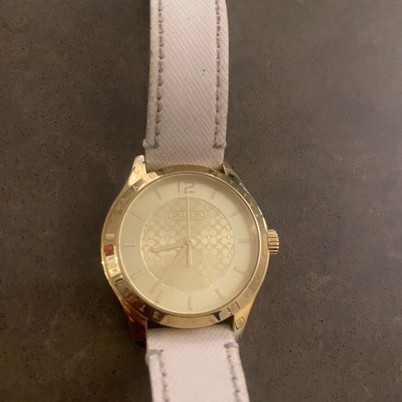 Authentic Coach Watch - Picture 3 of 4